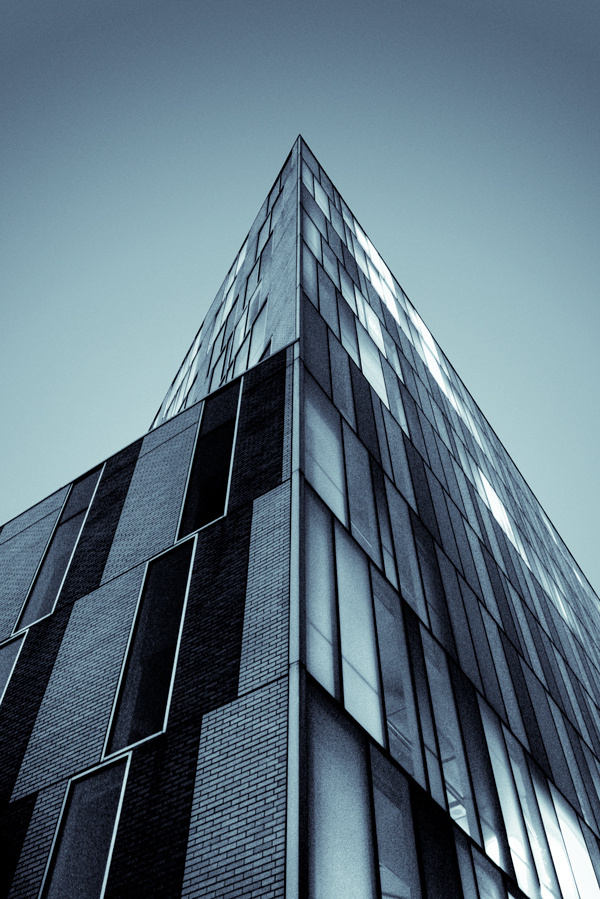 Montreal minimal #perspective #montreal #building #architecture