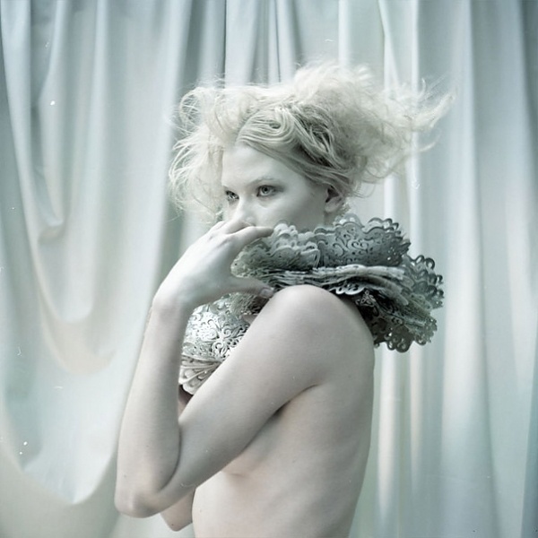 Yuanzi Wang's collection of neck pieces and collars #fashion
