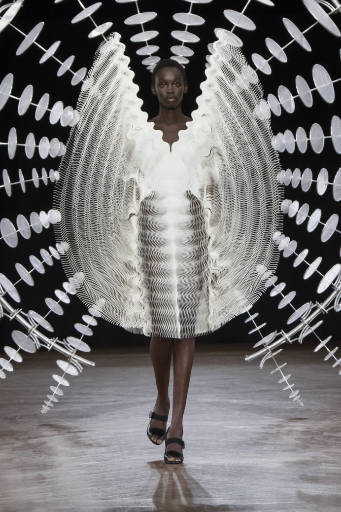 The most extra looks from the Fall 2019 couture shows | Sleek Magazine
