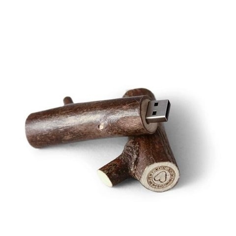 FFFFOUND! | AIAIAI & Libertine Libertine USB #aiaiailibertine #usb #libertine