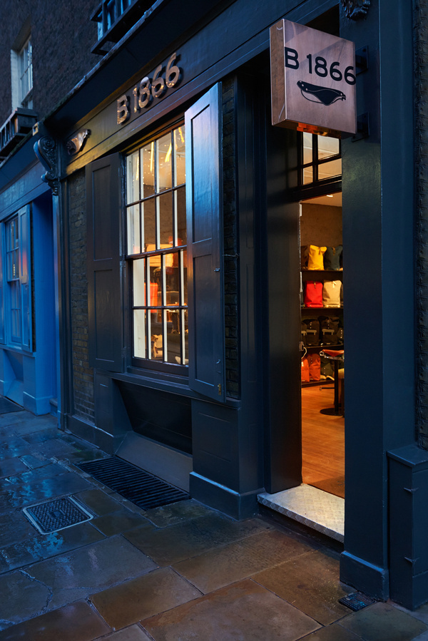 Brooks Saddle London Store #copper #design #store #bike #cycling #brooks #green