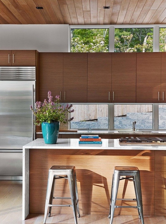 Fish Cove House Updates the Hamptons Vernacular with a Modern Attitude 6
