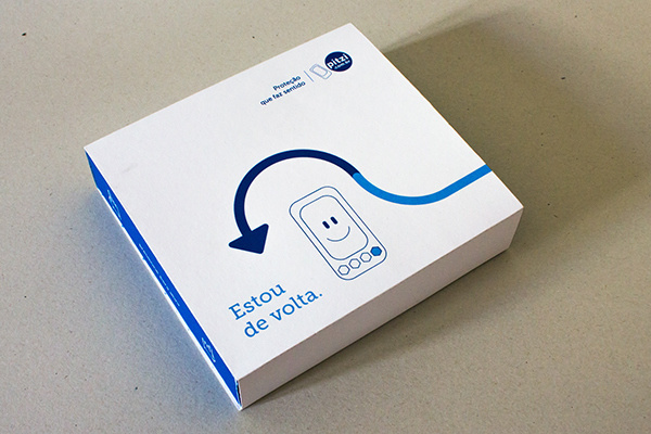 Estou de volta - Pitzi Brazil on Behance #white #smartphone #packaging #box #iphone #brazil