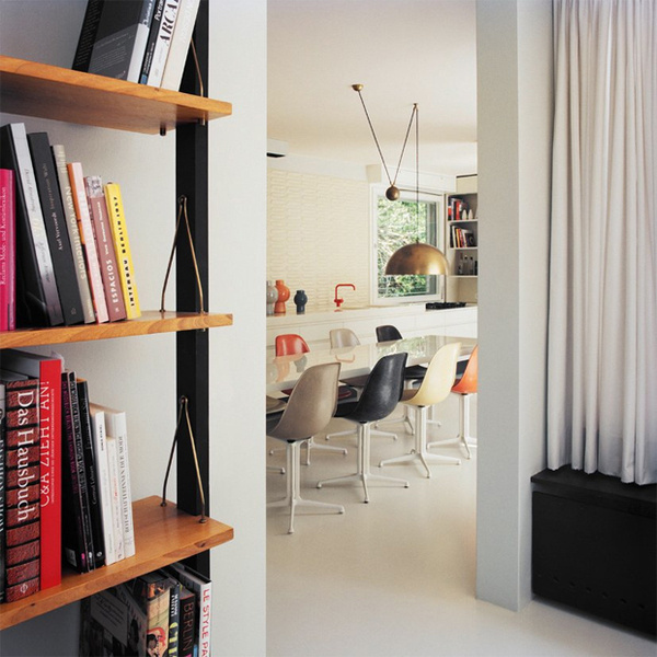 Atrium House by BFS Design image4 #table #bookshelf #eames