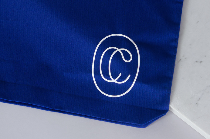 collected coffee branding desgin modern blue minimal new york roastery brew brewing design mindsparklemag cafe www.mindsparklemag.com