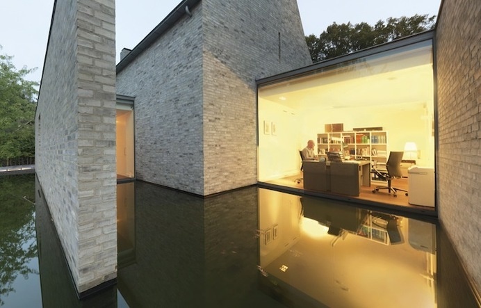 Villa Rotanda | iGNANT.de #brick #office #building #architecture