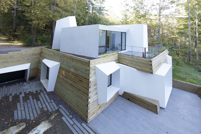 New England Lake Retreat
