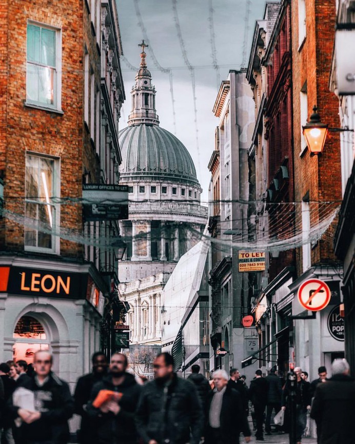 Vibrant Urban Photography in London by Anna Brant