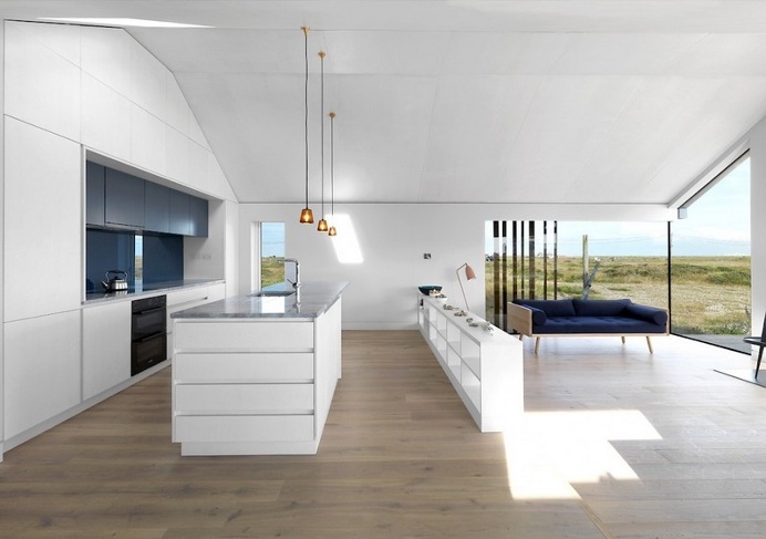 Contemporary Cottage Decorated in Minimalist Style