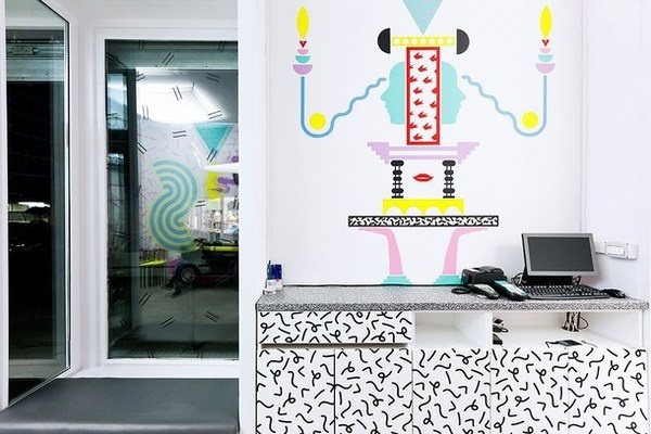 Youthful beauty salon with artistic interior #interior #salon #modern #youthful #artistic #beauty