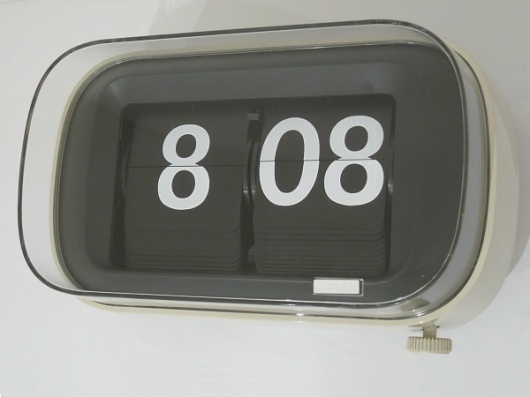RetroTime #70s #tablewatch