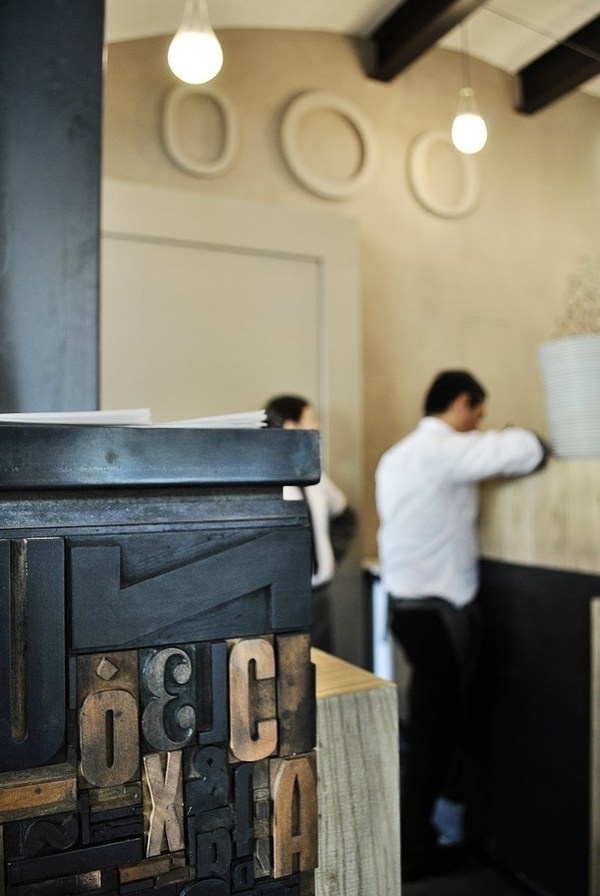Alla Lettera pizzeria with artistic decor #artistic #pizzeria #decor #restaurant #art #pizza #decoration