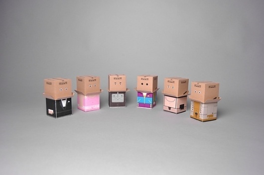 Randbox Crew on the Behance Network #elantidoto #design #graphic #illustration #paper #toy