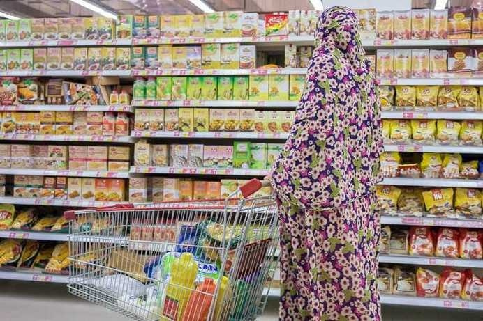 Iran's Booming Consumer Culture by Thomas Cristofoletti #inspiration #photography #art