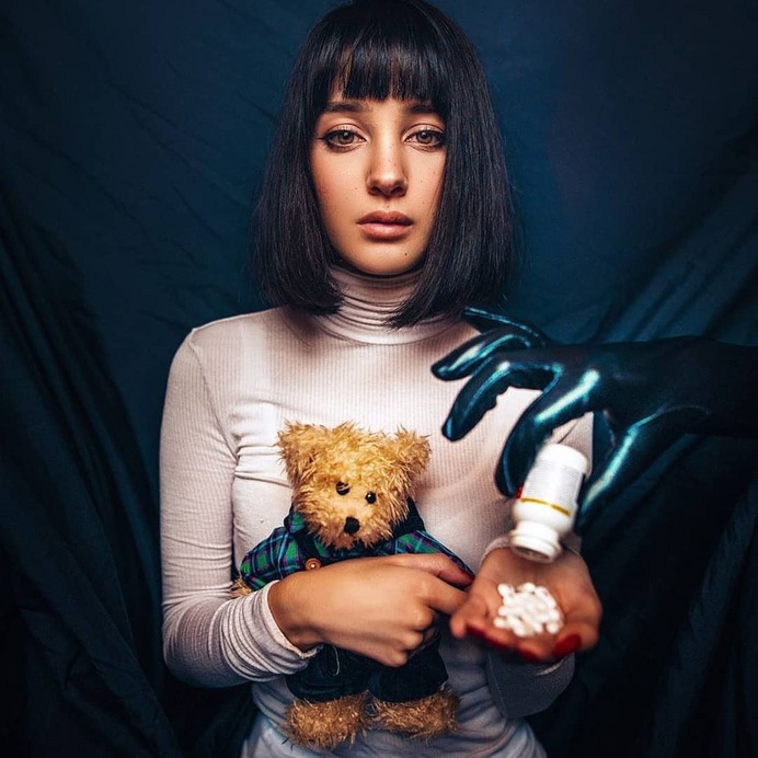 📸Photographer: Chris Hernandez @cnhphotography 🎀Model: Olivia Villalobos @livieownie 📌Follow: @portraitistnet 🔖Tag: #portraitistnet https://www.instagram.com/p/B2388BXJpxj/?igshid=mpjp9r7yw76c