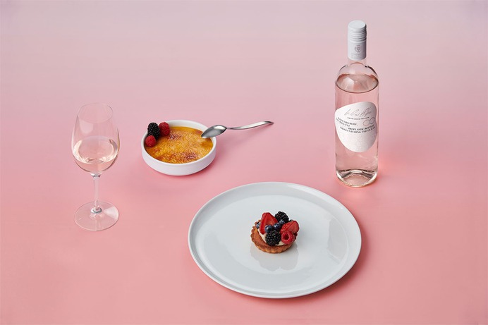 Le Rose Bleu Wine Packaging - Mindsparkle Mag Le Rose Blue represents a French premium rose wine generating awareness of the ocean's conservation. #logo #packaging #identity #branding #design #color #photography #graphic #design #gallery #blog #project #mindsparkle #mag #beautiful #portfolio #designer