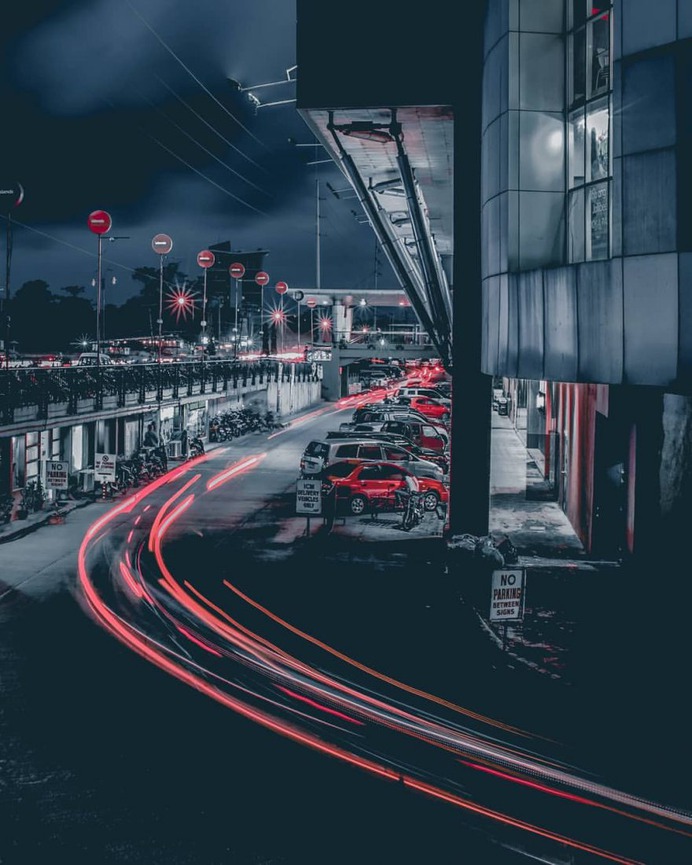 Aesthetics and Cyberpunk Street Photography by Nick Alfonso