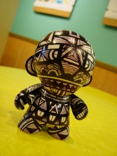 Posts from gneural - Forrst #gneural #denver #clapper #colorado #illustration #munny #debbie #patterns #toy