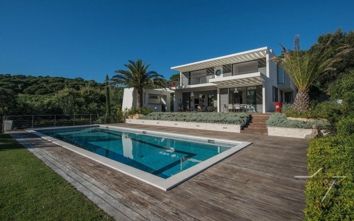 The Exclusive Cozy & Breezy Villa Olive in Saint-Tropez #architecture #villa