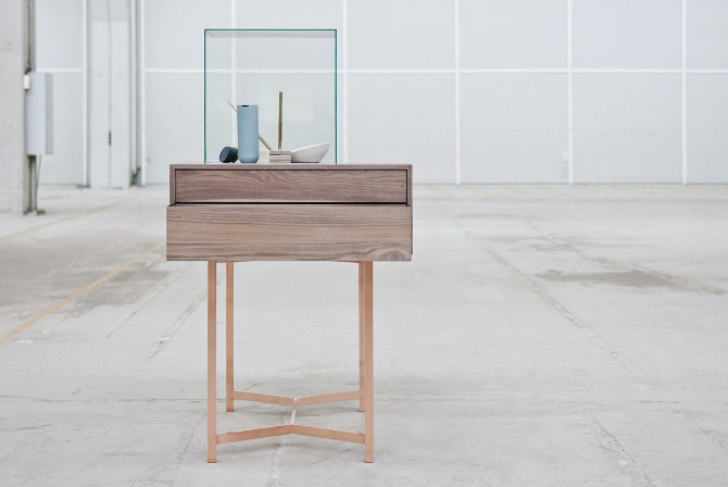 De Intuïtiefabriek #copper #display #design #glass #wood #product