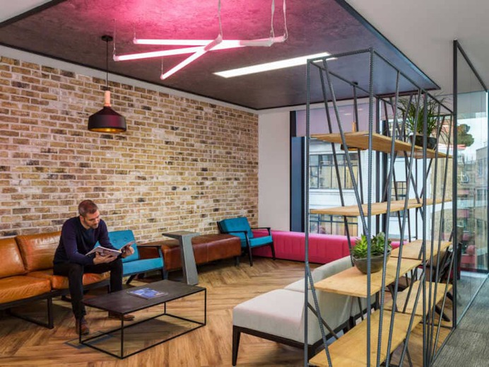 workspace by Oktra & Direct Painting Group