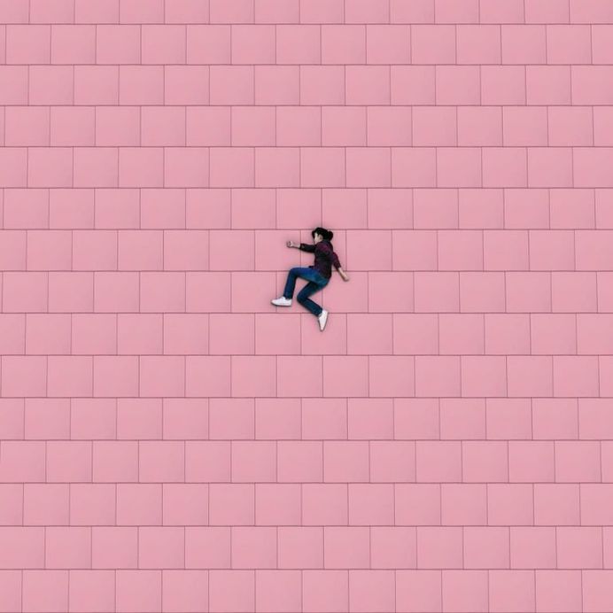 Creative, Colorful and Minimalist Street Photos by Andhika Ramadhian