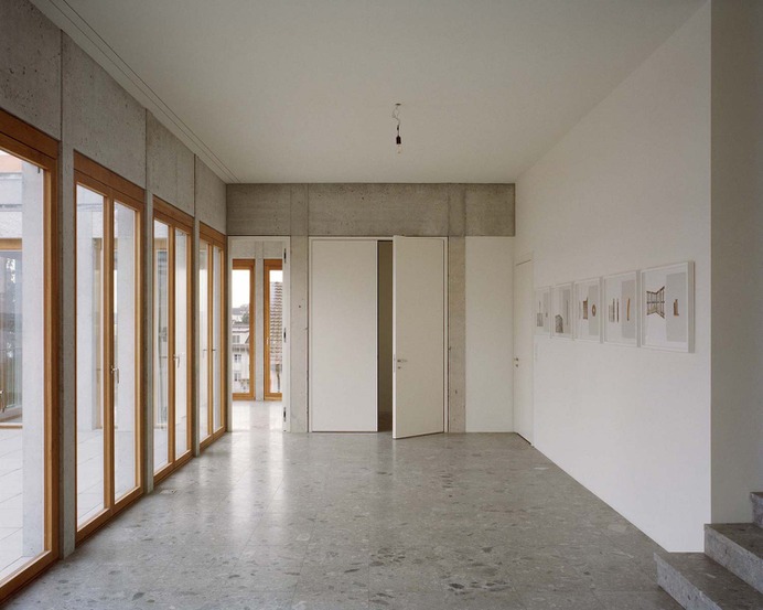 House in Wollishofen by Mathis Kamplade Architects