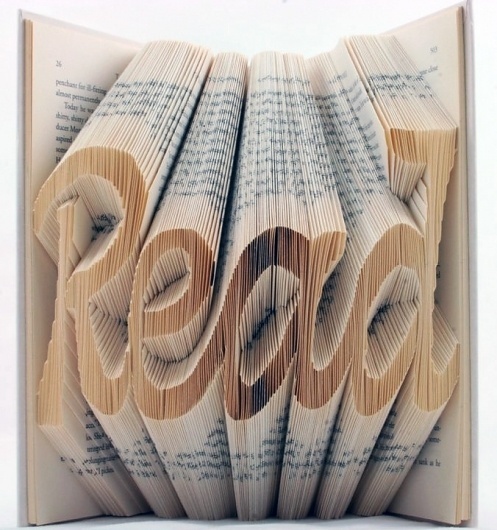 Book Art von Isaac Salazar - Kunst aus Büchern | GadgetCloud #book #art