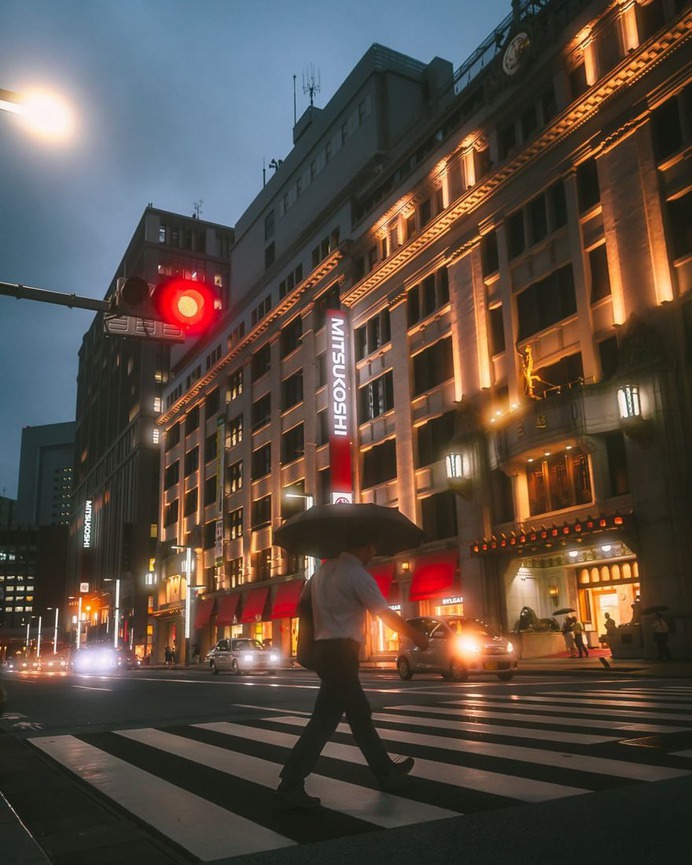 Cinematic Street Photos in Tokyo by Yusuke Kubota