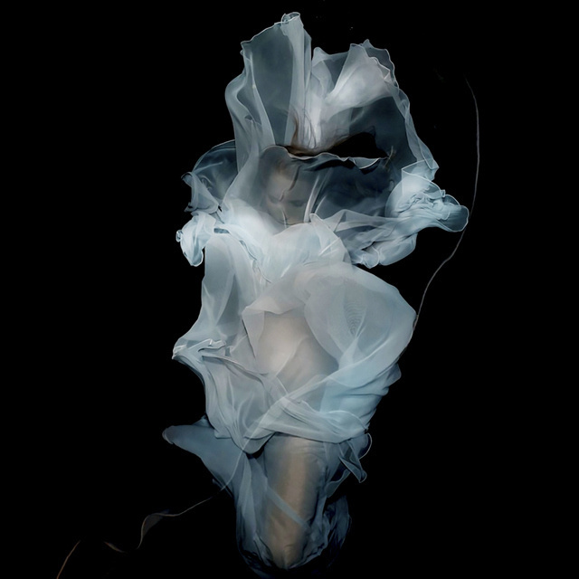 Underwater Photography by Gabriele Viertel #inspiration #photography #underwater
