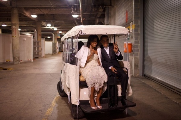 The Obamas head to the 2009 Inauguration Day balls. #portraits #photography