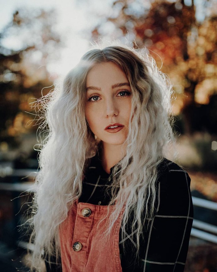 Vibrant Fashion and Lifestyle Photography by Anika Stiegler