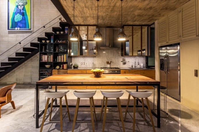 Raw House