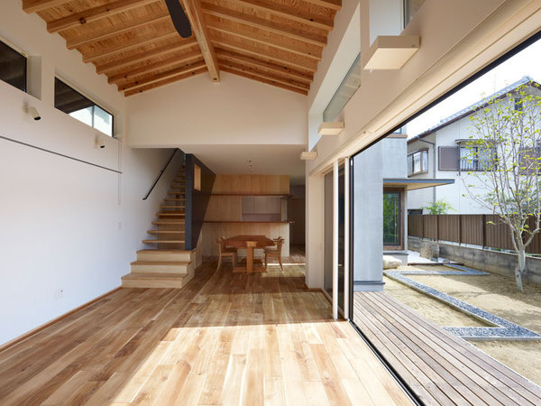 Under Four Roofs by Haretoke Architects #minimal #minimalist #house #home