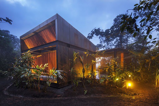 Google Image Result for http://www.travellermade.com/wp-content/uploads/2012/07/MP00037-Mashpi-Lodge-exterior.jpg