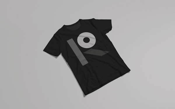 Visuelle #grayscale #form #shirt