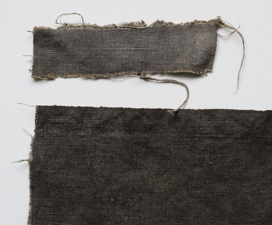 Artist Highlight: Loraine of grijs | #minimalist #fabric #textile #grey