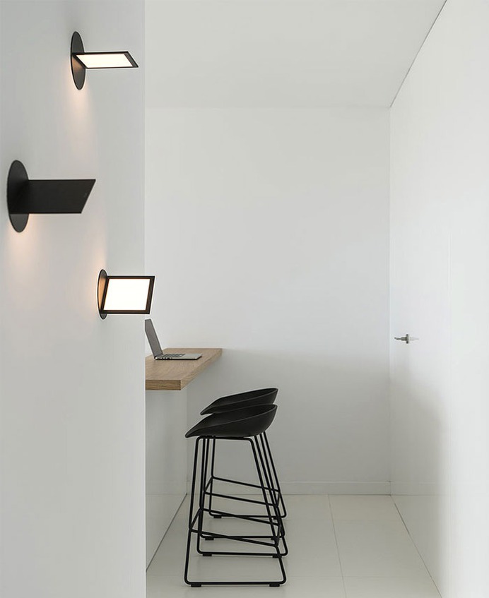 Susanna Cots Designs an Apartment Inspired by a Luxurious Suite Beside the Sea - InteriorZine