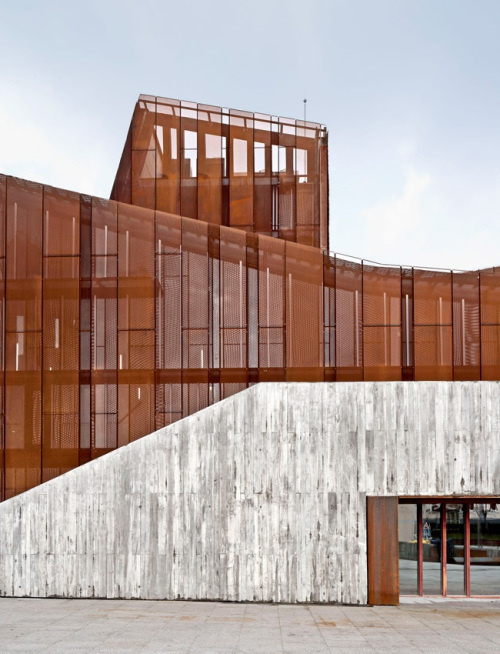 OKE / Ortuelako KulturÂ Etxea #corten #architecture