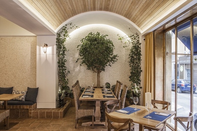Italian Restaurant Inspired by the Amalfi Coast / Barea+Partners