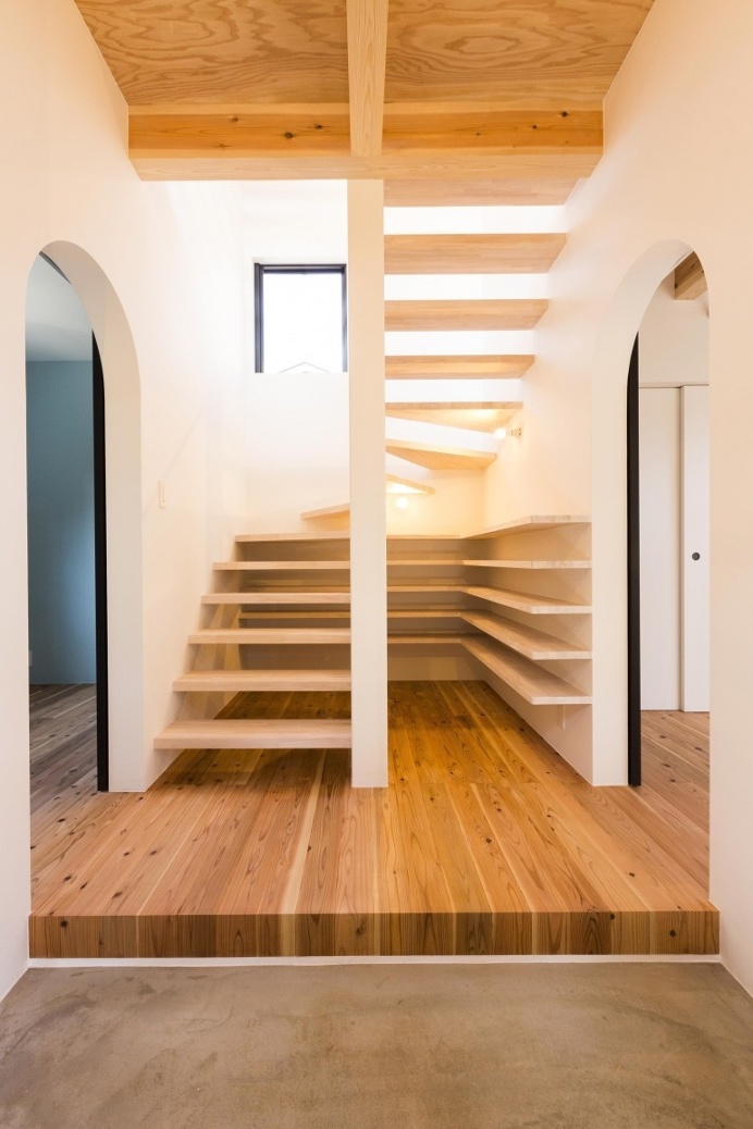 Hibarigaoka S House Makes the Most of A Small Lot