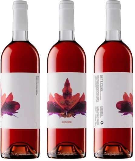 Txell GrÃ cia / Octubre #bottle #packaging #emporda #design #graphic #label #wine #gracia #setzevins #txell