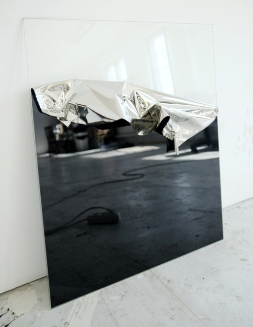 Ad augusta per angusta #reflex #mirror #window #glas #foil