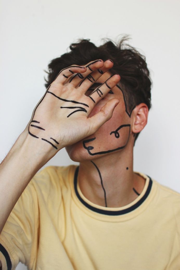Outlined Outlier