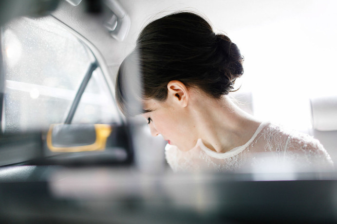 bride #apple #bun #blossom #city #big #the #bride #car #taxi #nyc #wedding