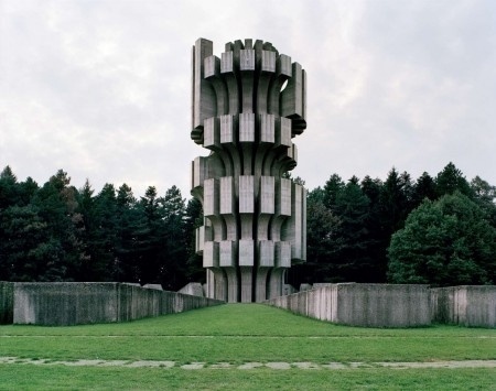 Architecture » ISO50 Blog – The Blog of Scott Hansen (Tycho / ISO50) » Page 2 #memorial #architecture #sculptures #soviet