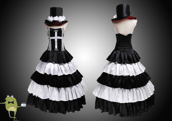 One Piece Ghost Princess Perona Cosplay Costume 2 Years Later #perona #costume #cosplay