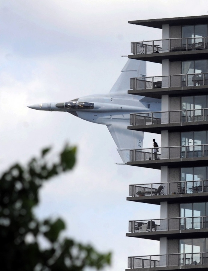 F-18 Buzzes Detroit Apartment