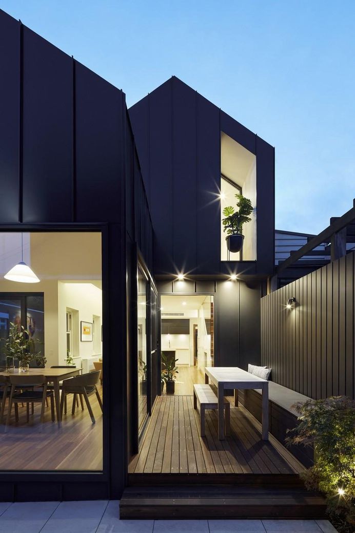Shadow House, Nic Owen Architects 1