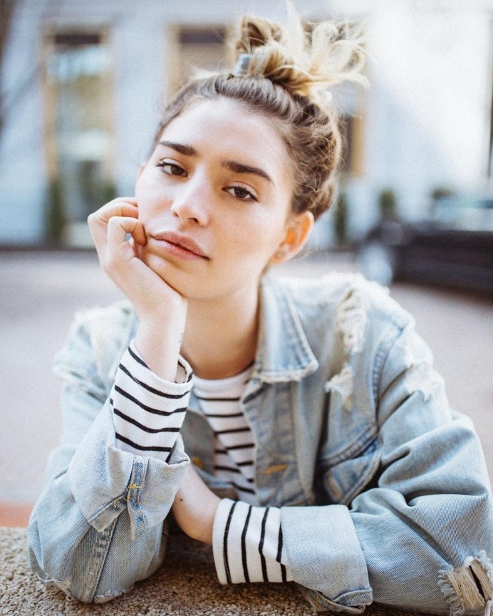 Gorgeous Lifestyle Portrait Photography by Emily Khan